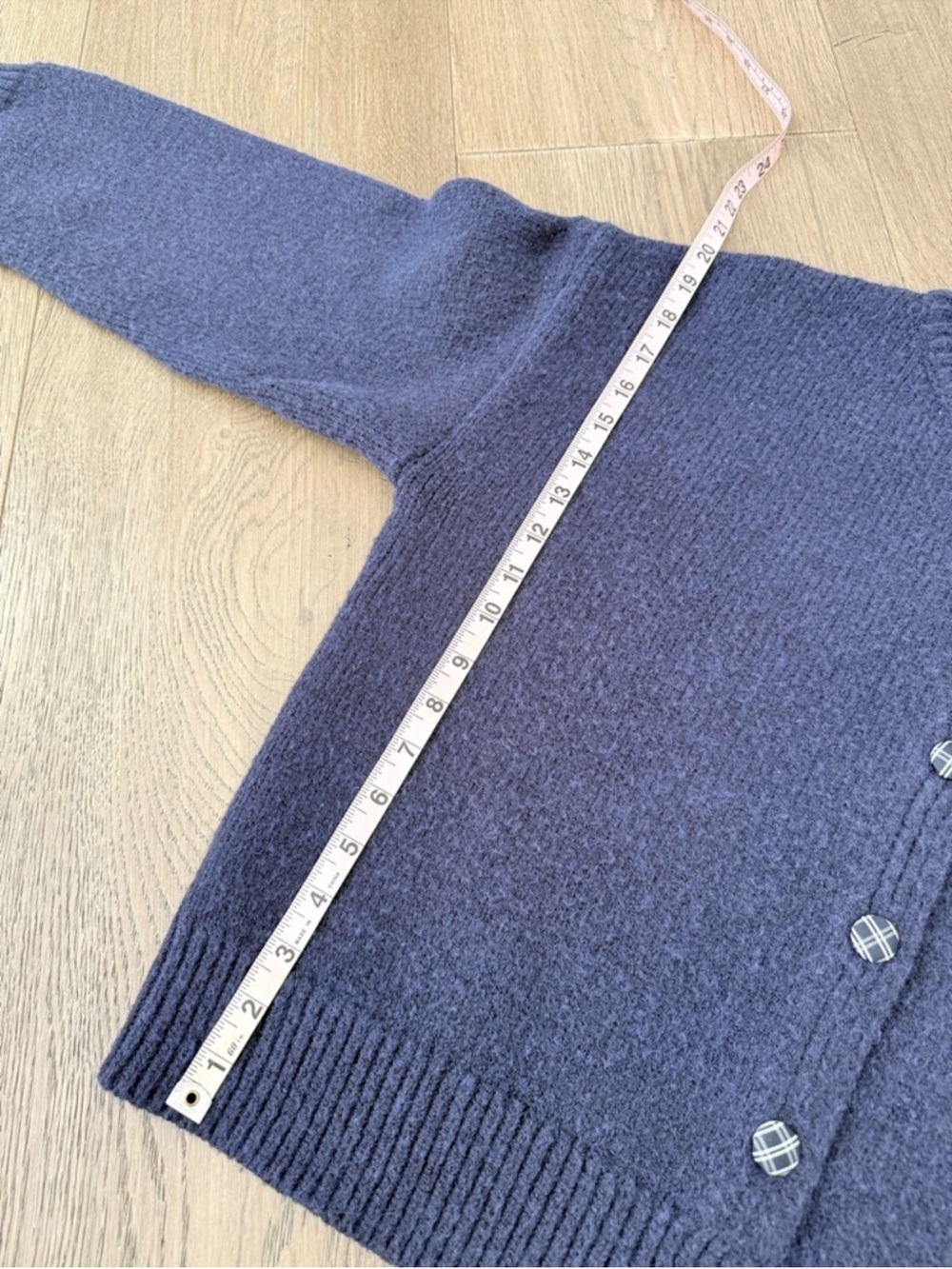 Wishlist Navy Blue Plaid Button Crew Neck Cardigan Sweater Medium - Picture 7 of 9